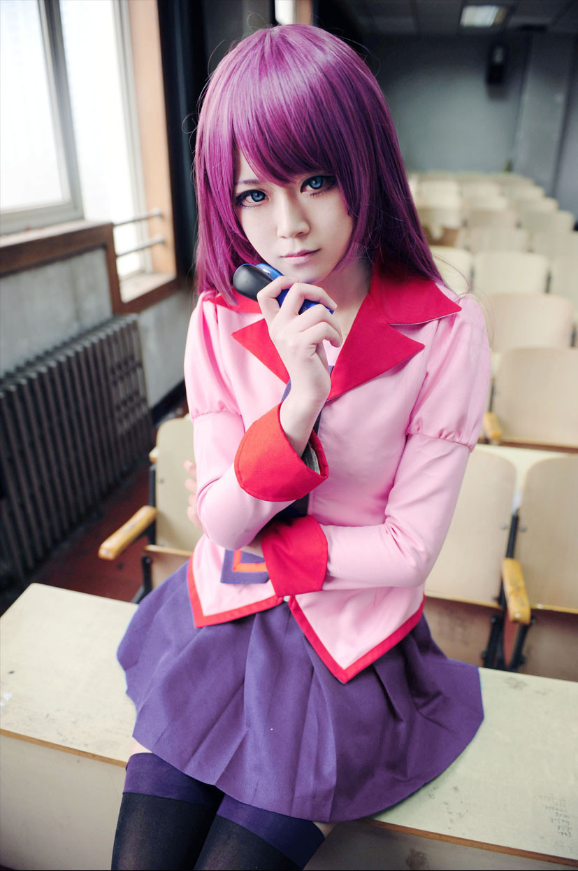 羽虐《化物语》战场原黑仪 cos